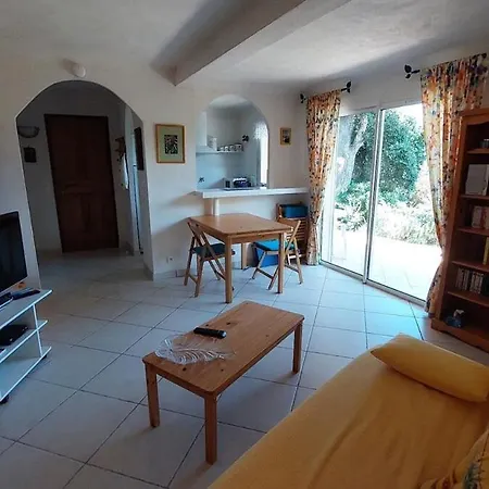 Holiday home 2 Pieces Acces Direct Sainte-Lucie de Porto-Vecchio