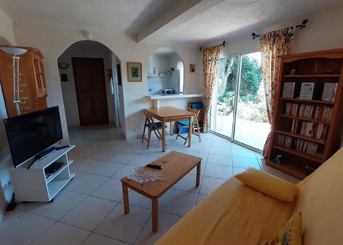 Holiday home 2 Pieces Acces Direct Sainte-Lucie de Porto-Vecchio